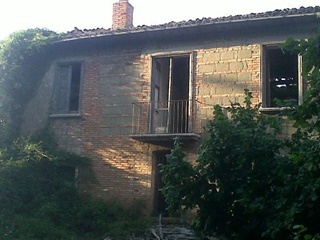 Terreno con rustico