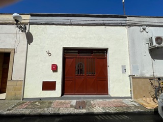 Indipendente ristrutturata in uggiano montefusco