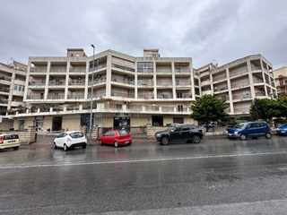 Contesse. appartamento mq. 90 oltre balconi, con posto auto