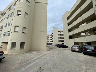 Appartamento con posto auto e cantina a trapani