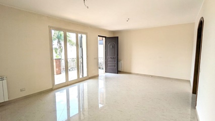 Villa angolare con giardinetto