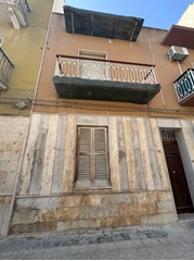 Due unita'abitative con garage e giardino a trapani