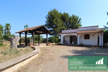 Villa abitabile in campagna