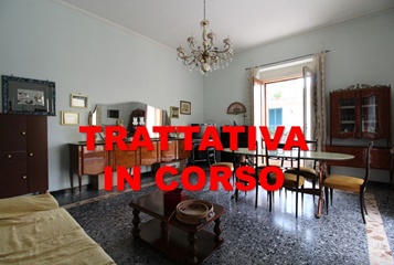 Casa indipendente primo piano in pieno centro