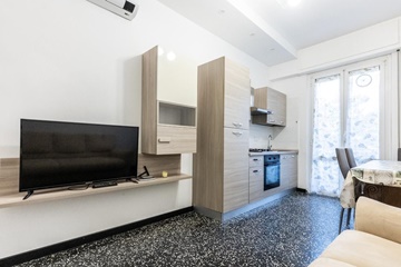 Savona - corso tardy e benech - totalmente ristrutturato