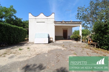 Villetta tra mesagne e san vito dei normanni