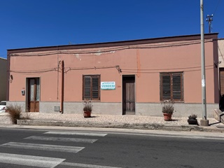 Immobile indipendente con garage e terrazzo esclusivo