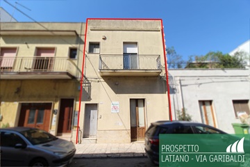 Stabile da ristrutturare a latiano