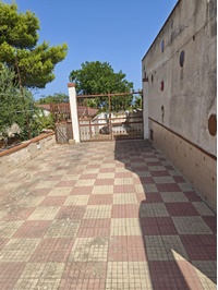 2aa0b6e5-3a8d-4bdf-b798-e1aab926ac3b