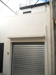 Locale box auto con annesso deposito